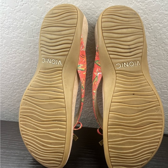 VIONIC Coral Flip Flop Sandals with Bow Accent - Picture 5 of 5